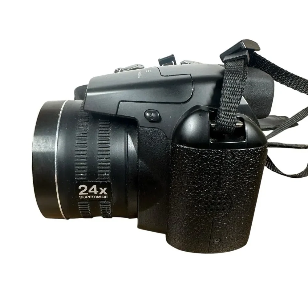 Fujifilm FinePix S Series S4250 14.0MP Digital Camera Black *PARTS OR REPAIR*